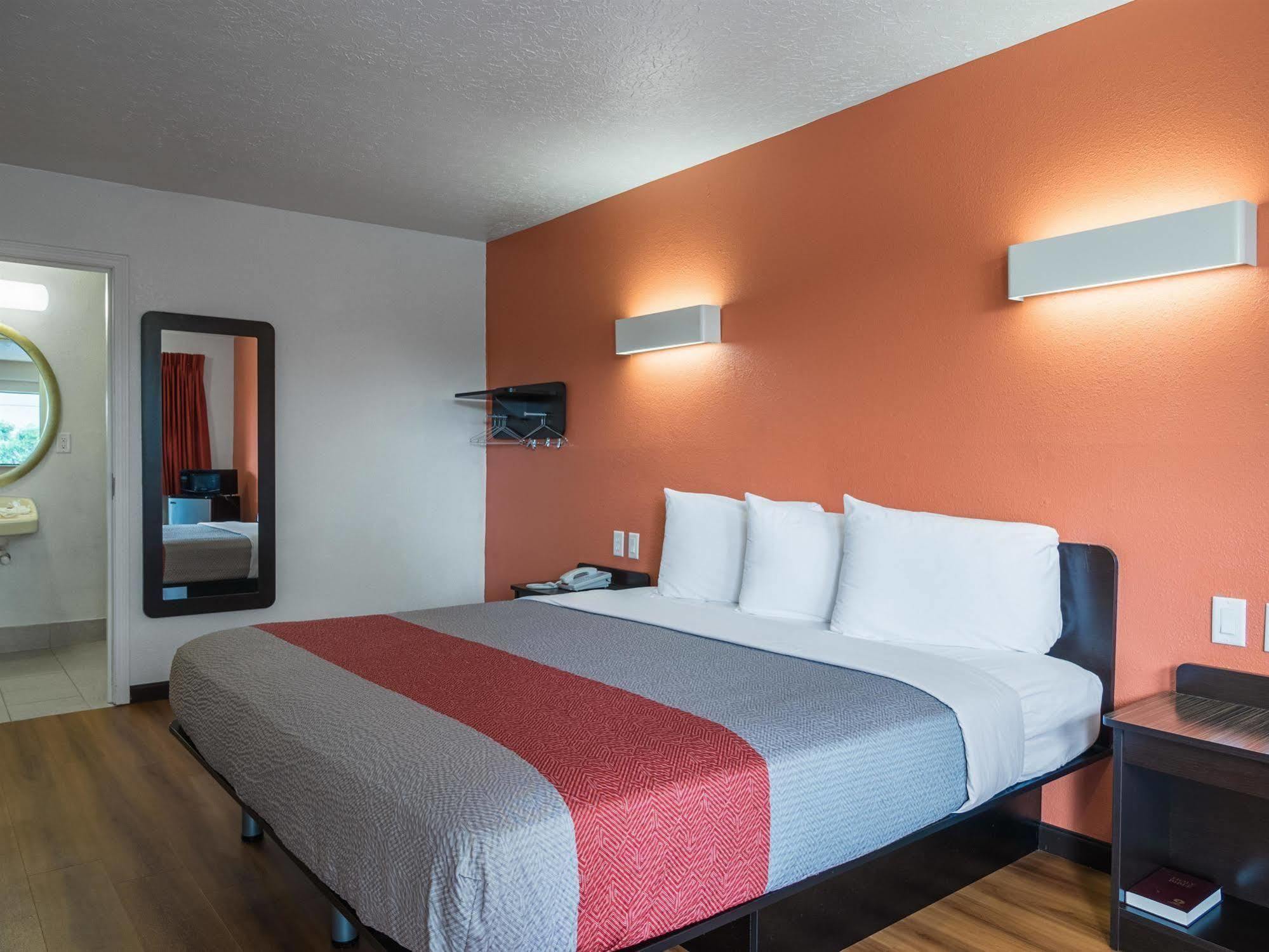 Hotel 6-columbus, Oh - Osu