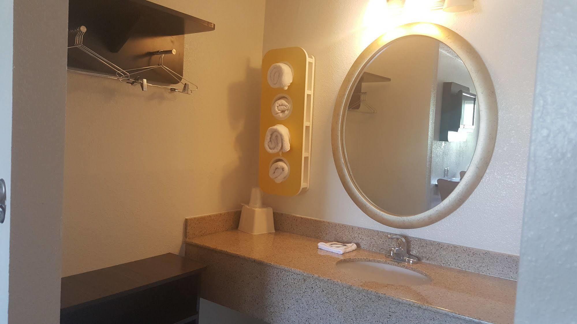 Hotel 6-columbus, Oh - Osu 3*